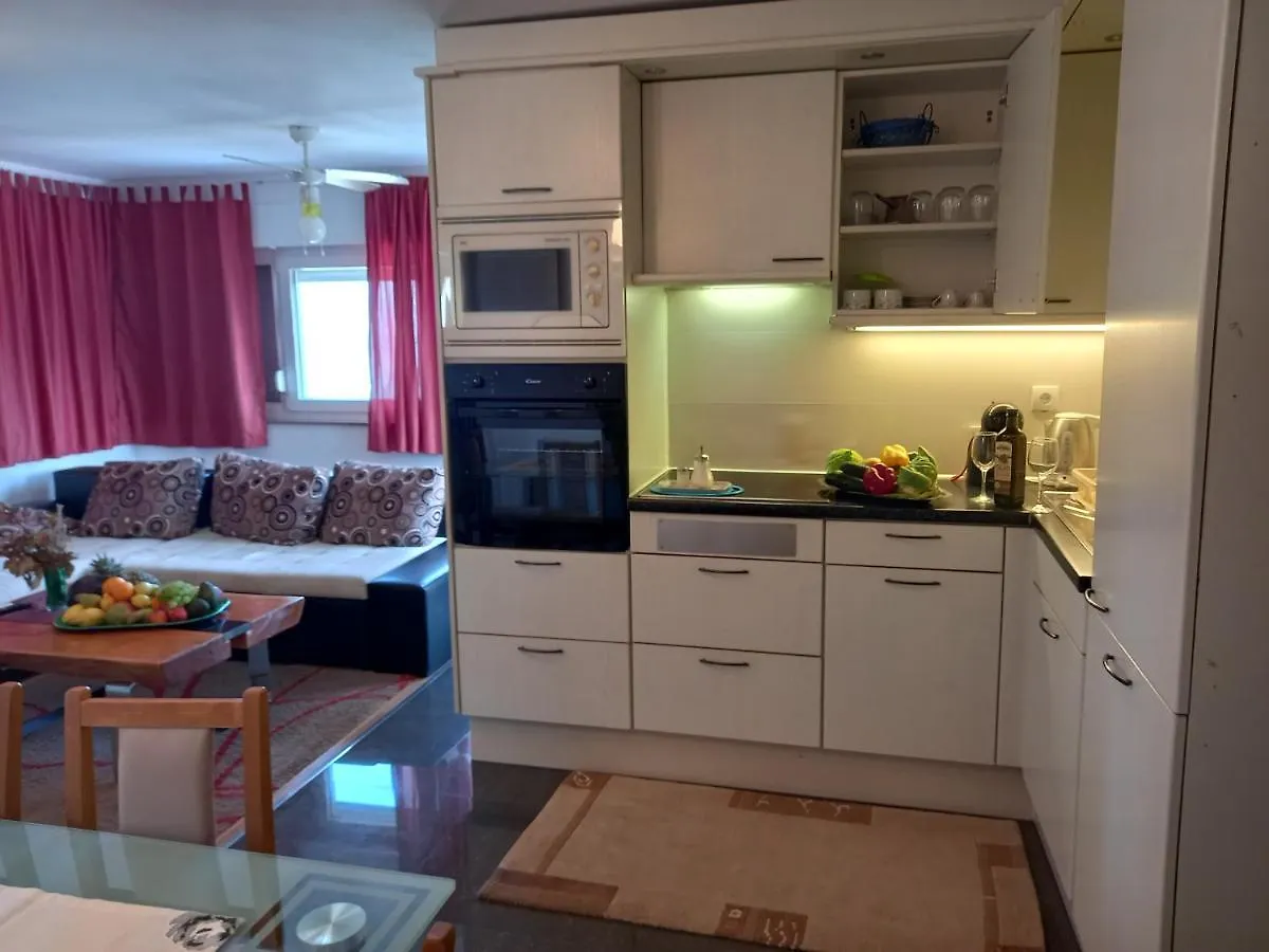 D,Apartman 0*, Omisalj Croatia