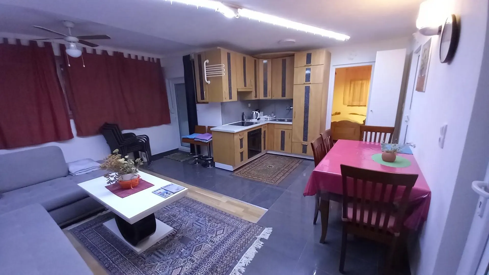 D,Apartman 0*, Omisalj Croatia