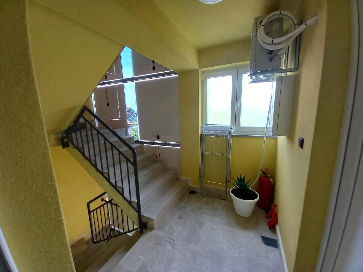 D,Apartman Omišalj 0*,  Croazia