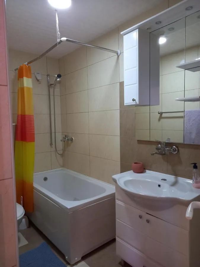 Appartamento D,Apartman Omišalj